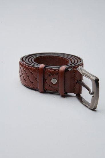 Мужской ремень коричневый с тиснением под плетение